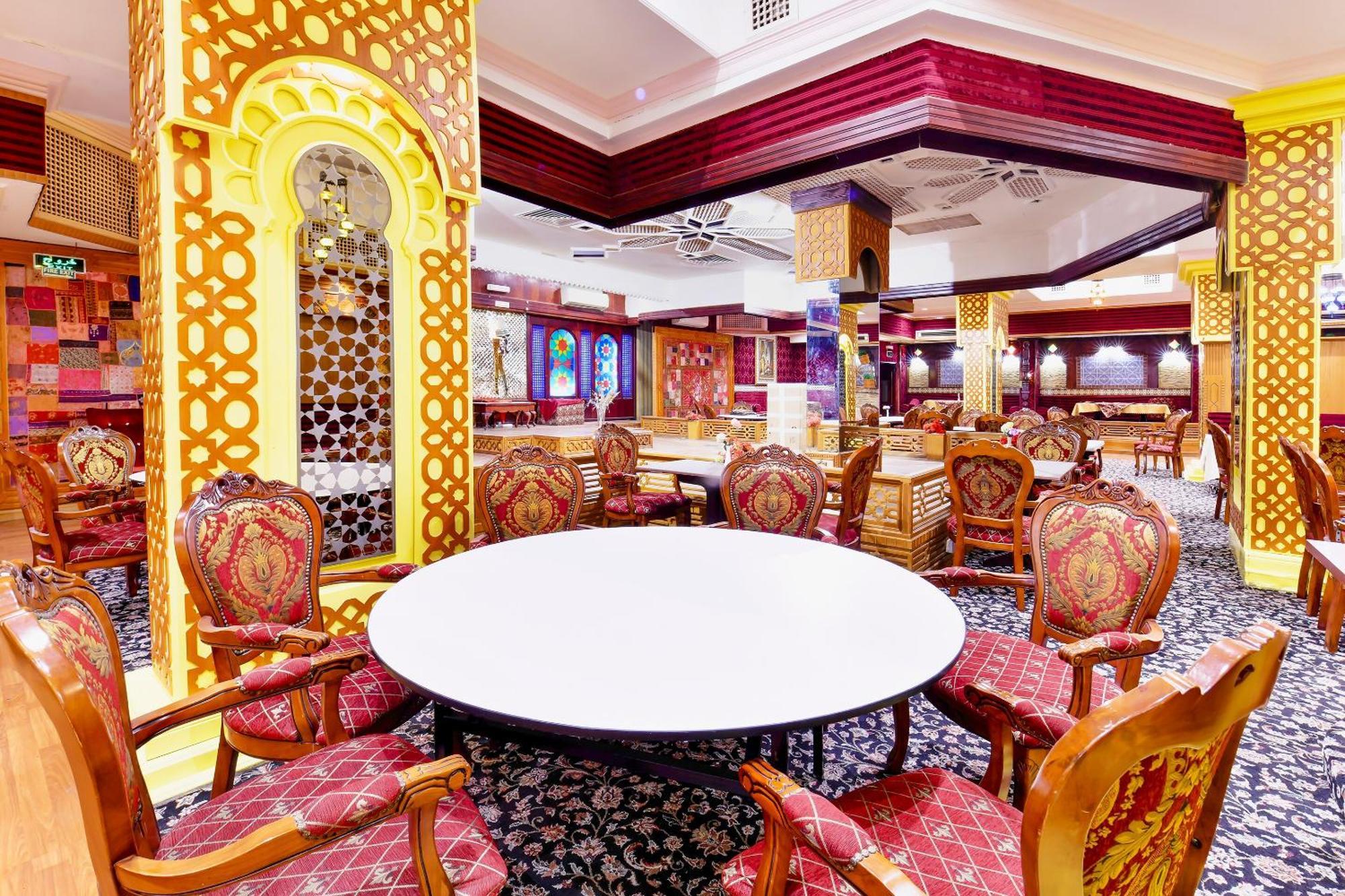 Capital O 125 Moon Plaza Hotel Manamah Buitenkant foto