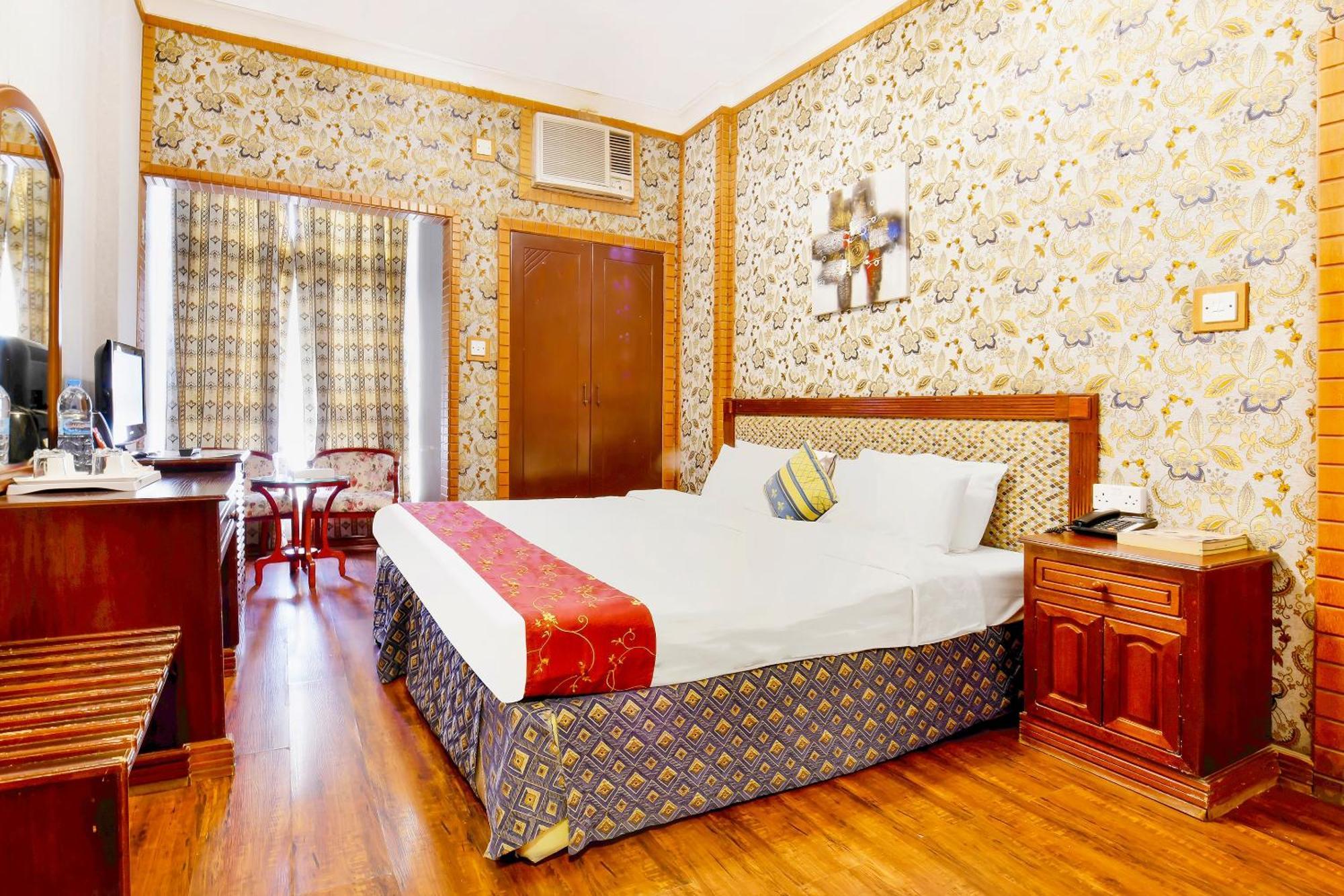 Capital O 125 Moon Plaza Hotel Manamah Buitenkant foto