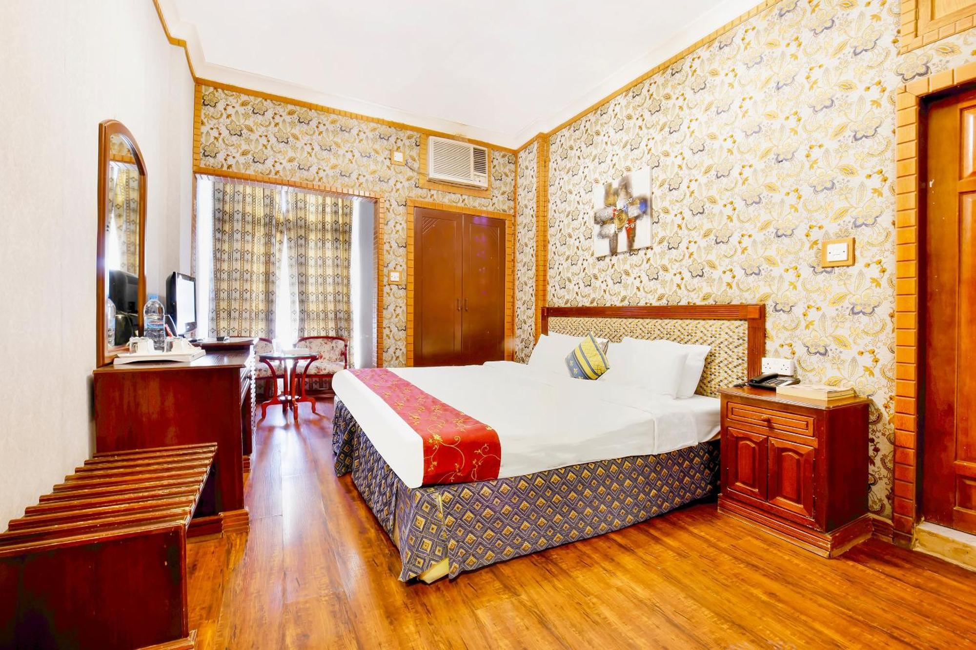 Capital O 125 Moon Plaza Hotel Manamah Buitenkant foto